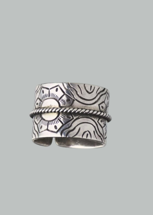 Mandala Ring